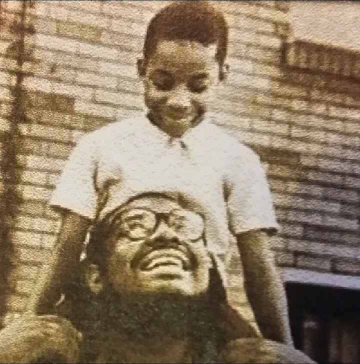 Craton+Liddell%2C+the+plantiff+in+the+major+St.+Louis+school+desegregation+case+holds+his+little+brother+Michael+Liddell.+