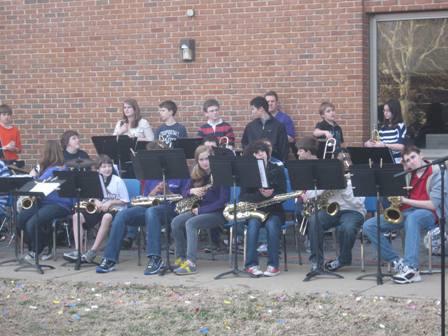 The WMS Band prepares to play.