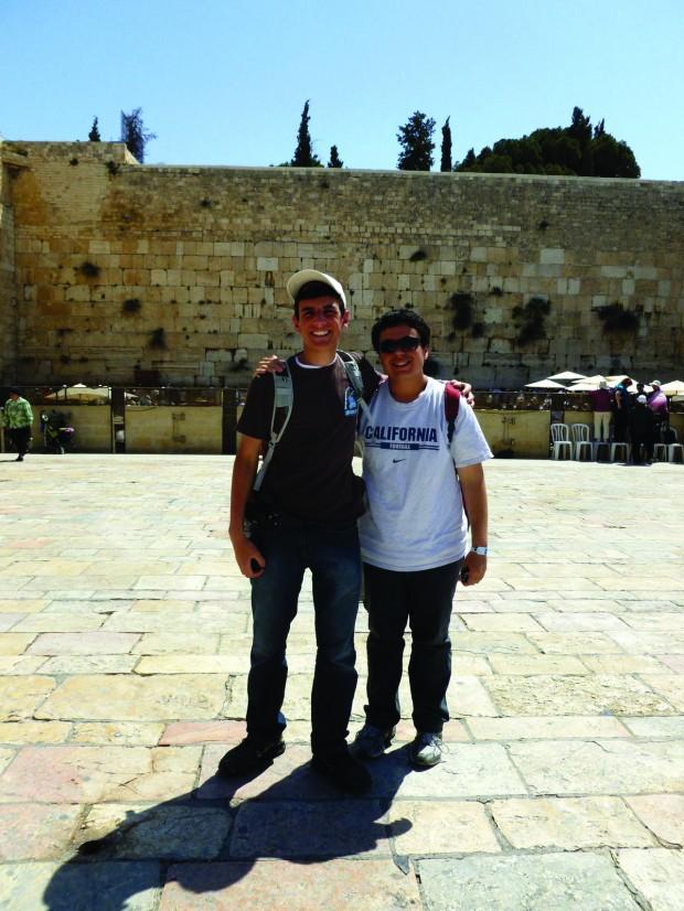 David Iken poses with Federico Zepeda (Kansas city) at the Western Wall 