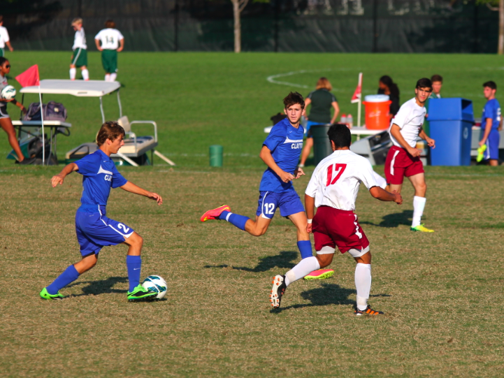 Varsity Soccer Wins Against MICDS