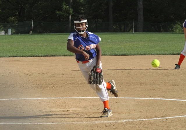 Summer Jacobs on the mound facing Brentwood