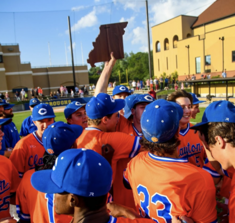 CHS Varsity Baseball Upsets Defending State-Champ MICDS in District Championship