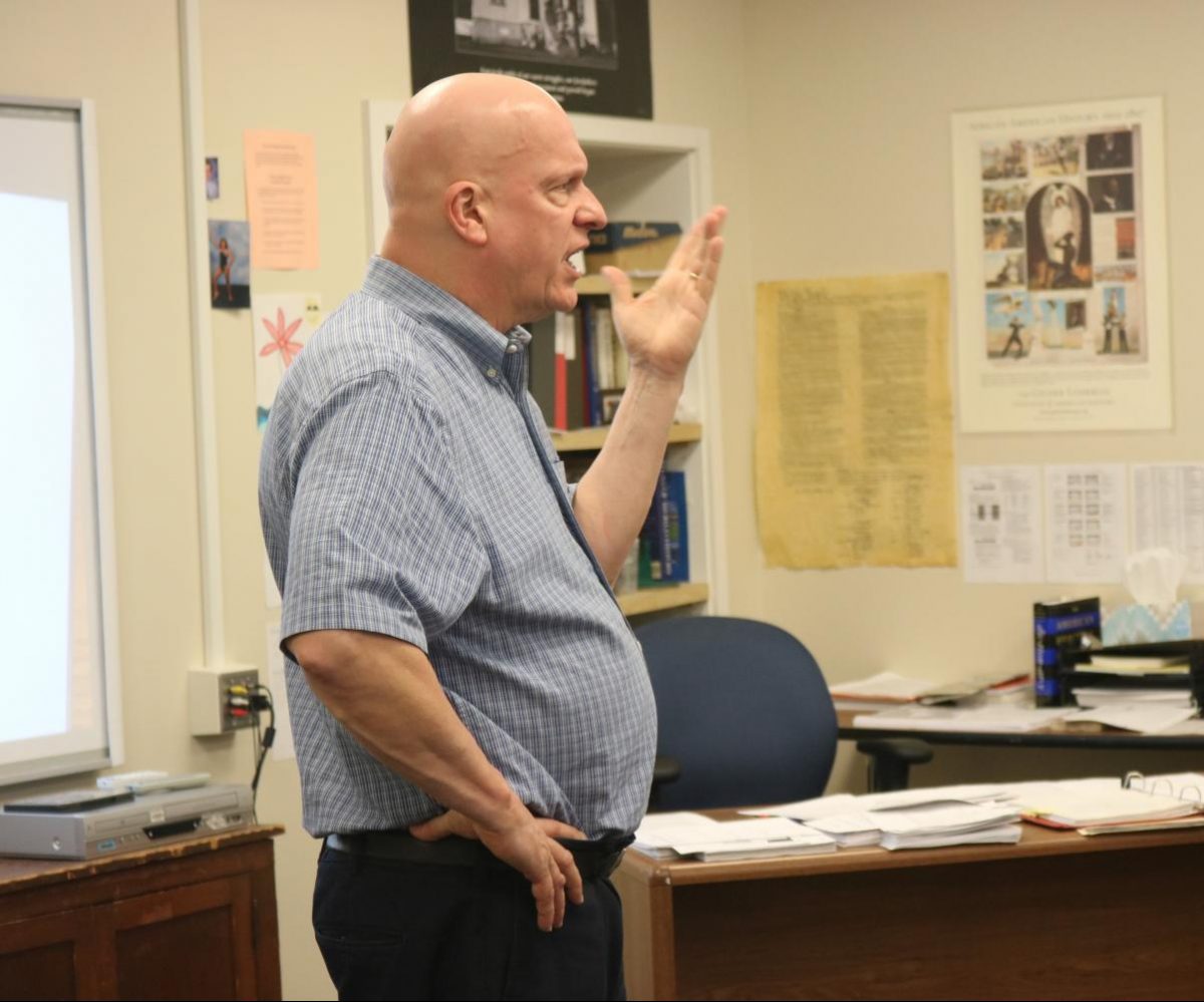 Photo of Kordenbrock in class.