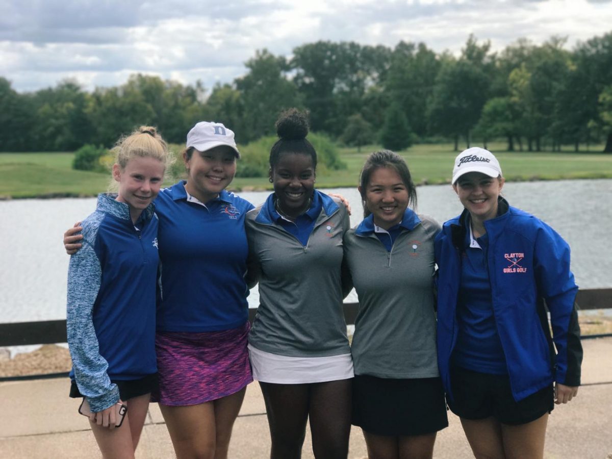 The girls varsity golf team pictured above. 