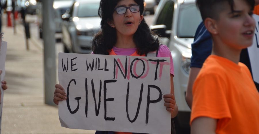 WMS Students Demand Gun Control From Roy Blunt