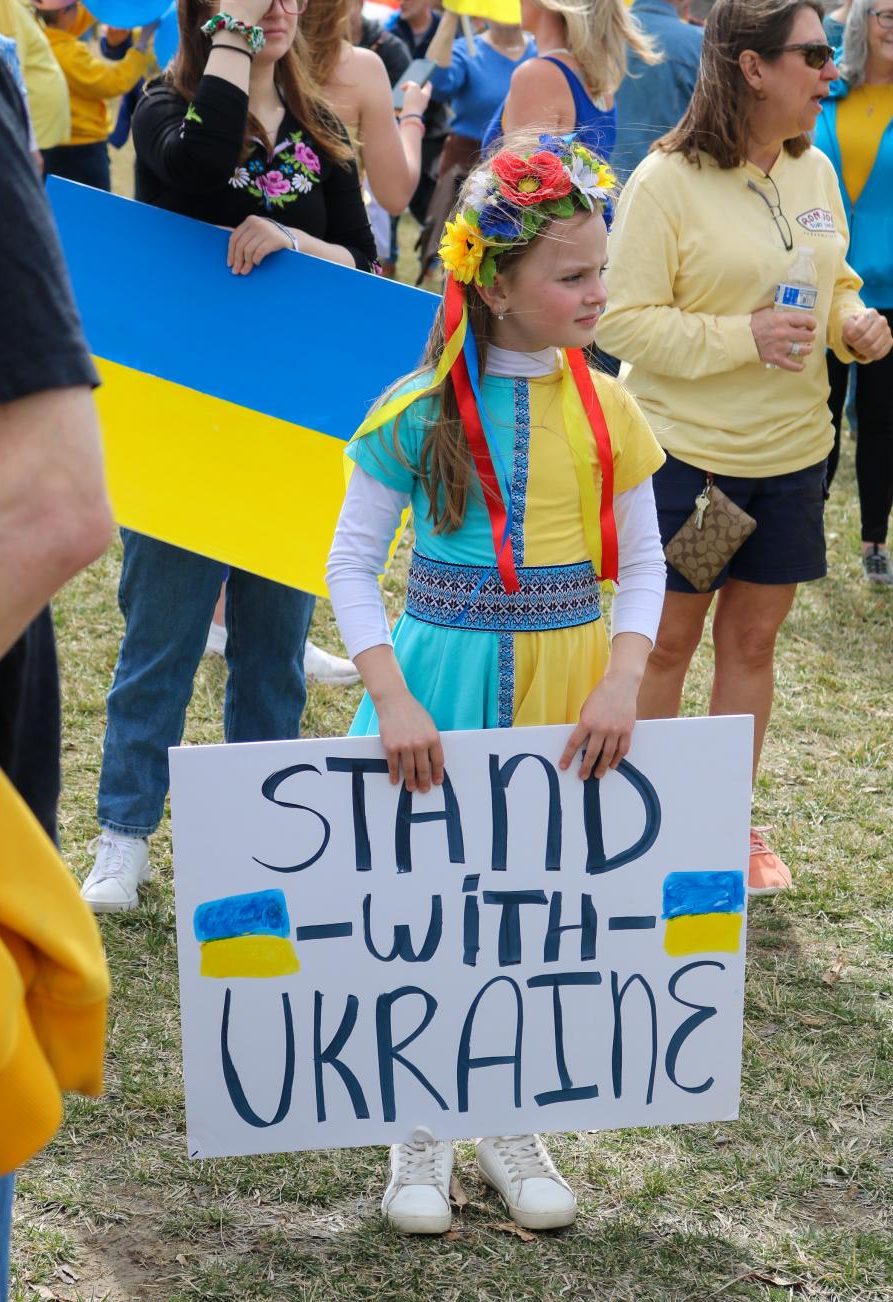 'Slava Ukraini! Heroiam slava!'