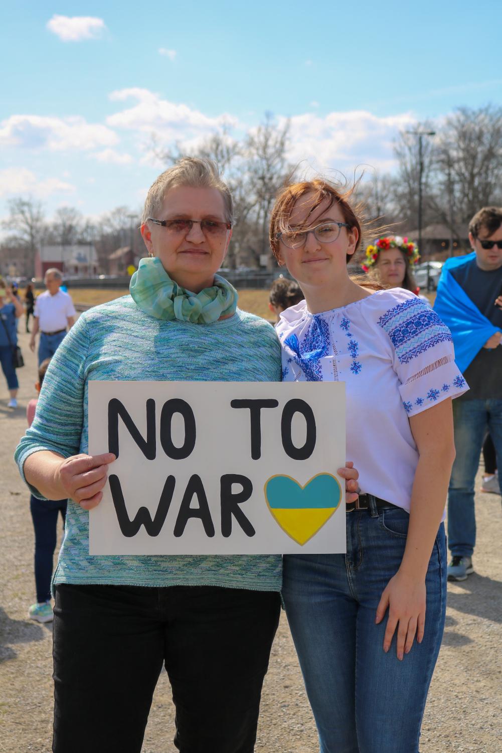 'Slava Ukraini! Heroiam slava!'