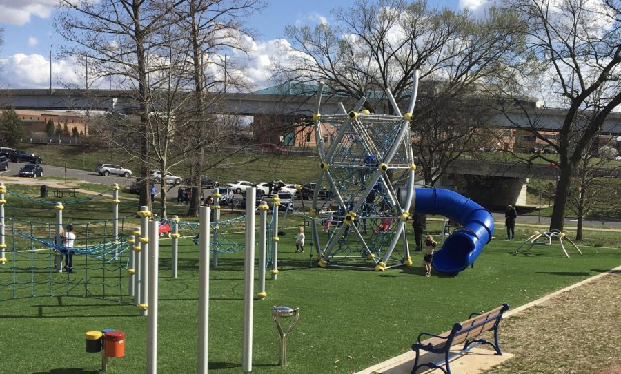 The larger playground near the South Shelter in Shaw Park.
