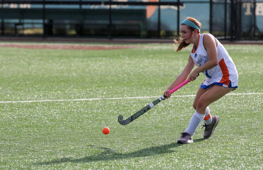 “This season I'm definitely looking forward to coming together as a team and just being able to spend time together outside of games. I think that team bonding and developing good team chemistry are really important aspects of the game. Our goals for this season are to work on our defense and passing patterns across the field, as well as to win as many games as we can," said Ruby Nadin. 