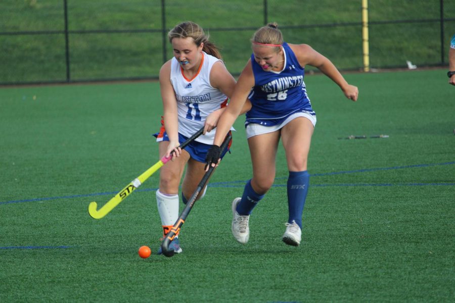 Ella+McDonald+playing+Field+Hockey.