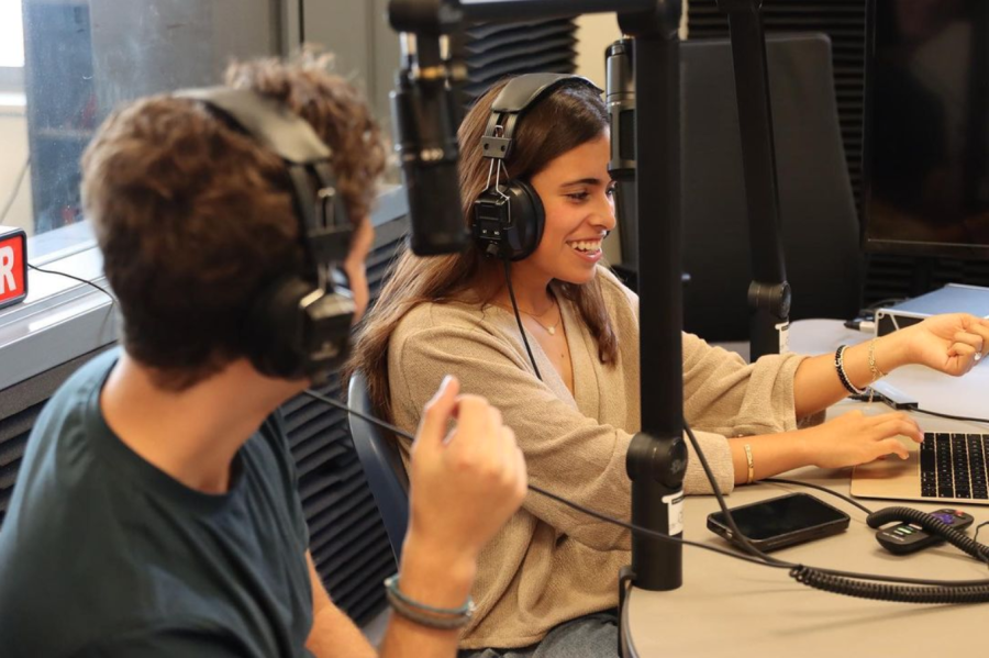 Podcast Editor Sofia Mutis (center) interviewing Editor-in-Chief Alex Slen.