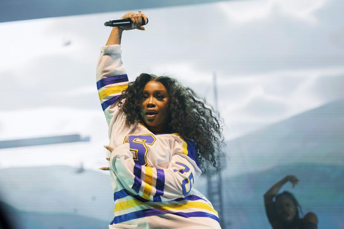 SZA performs at the United Center in Chicago on Feb. 22, 2023. (Armando L. Sanchez/Chicago Tribune/TNS)