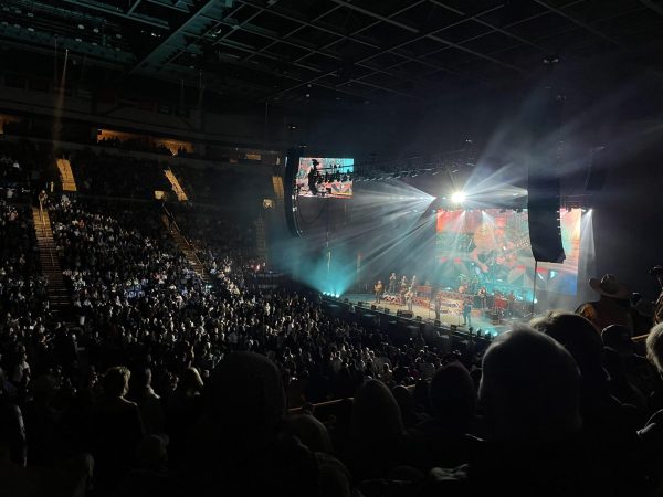 Zac Brown Band performing their opening song, “Same Boat”