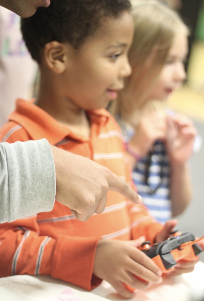 Robohounds immerses students into the STEAM field. Poovathumkadavil used the event to encourage kids at Glenridge to become future team members.  “My computer science teacher, Mr. Beauchamp, wanted me to join the robotics and programming teams my freshman year,” Poovathumkadavil said.