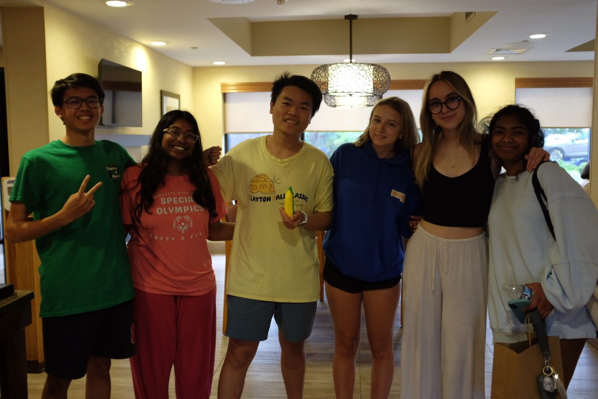 David Lin, Manaswini Gunturu, Henry Dong, Iris Eckrich, Isabelle Eisele and Sritha Rathikindi say their goodbyes for the season before heading home to St. Louis. 